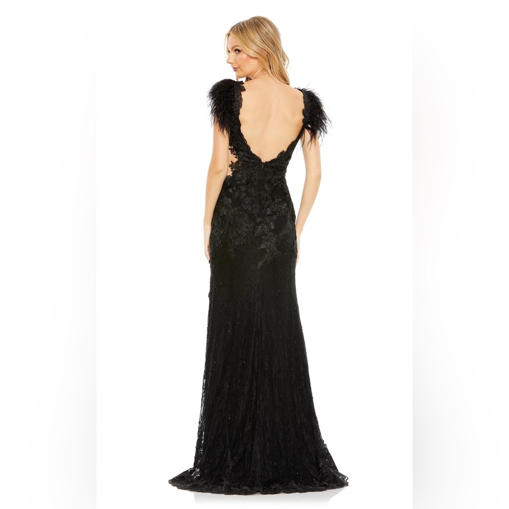 Mac Duggal FEATHER CAP SLEEVE LACE GOWN size 6 style 67782. Black - Picture 3 of 14